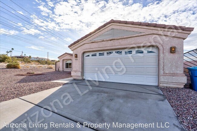 Foto del edificio - 3 br, 2 bath House - 3400 Jamaica Blvd N