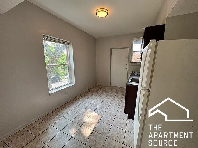 Photo - 3807 W Thomas St Apartment
