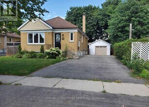 Building Photo - 991 Hortop St
