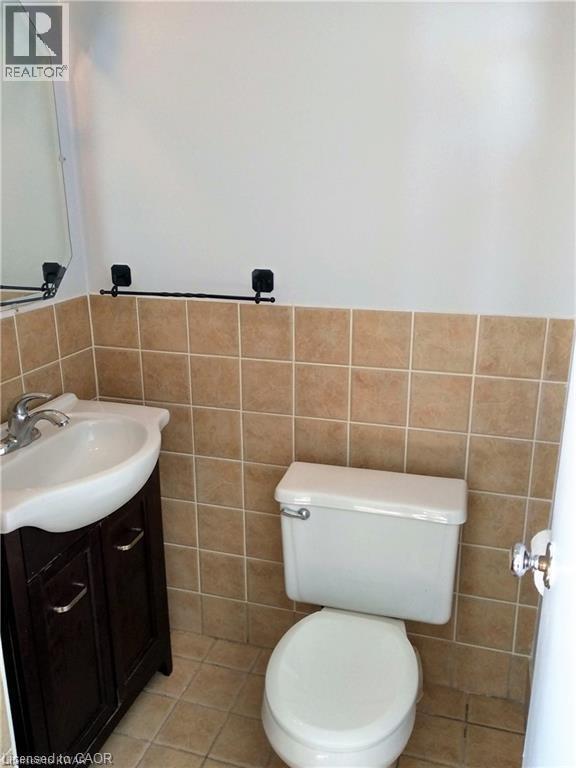 Photo du bâtiment - 410 Erb St. W