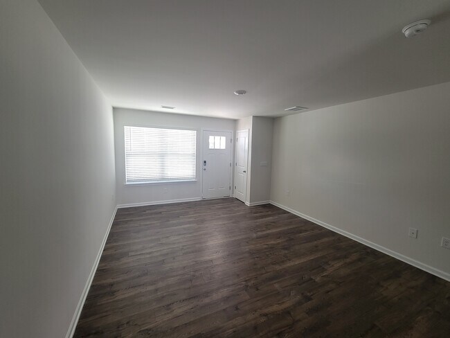 Foto del edificio - 114 Clear Creek Ln