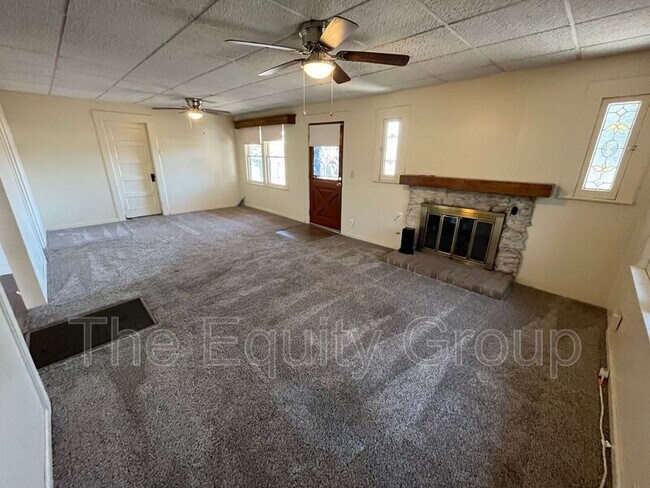 Building Photo - 3631 E Houston Ave