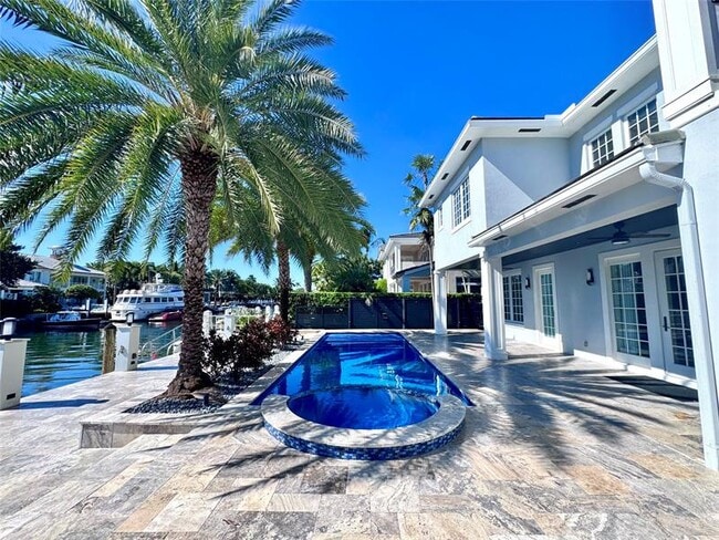 Foto del edificio - 1744 SE 9th St