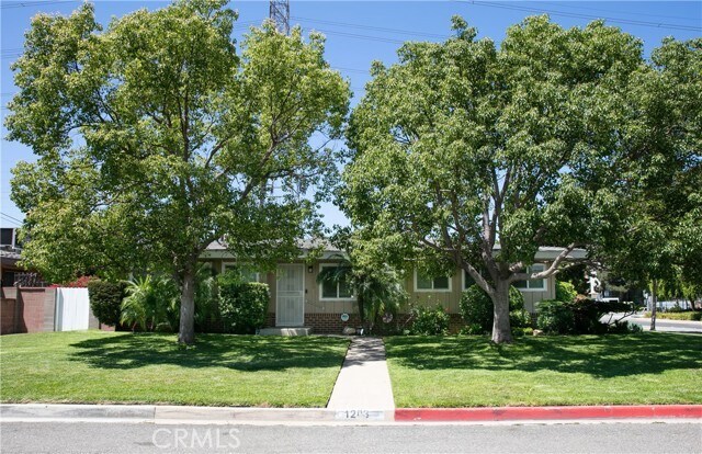 Foto del edificio - 1203 Laster Ave