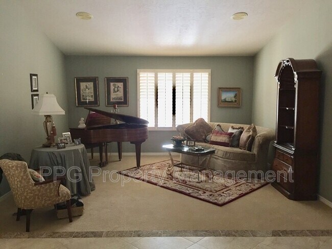 Foto del edificio - 6065 E Waltann Ln
