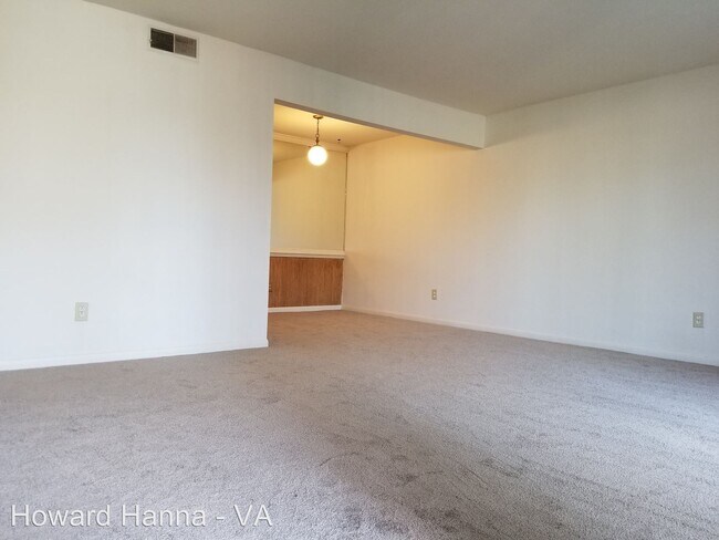 Foto del edificio - 2 br, 1 bath House - 404 Old Gate Muse