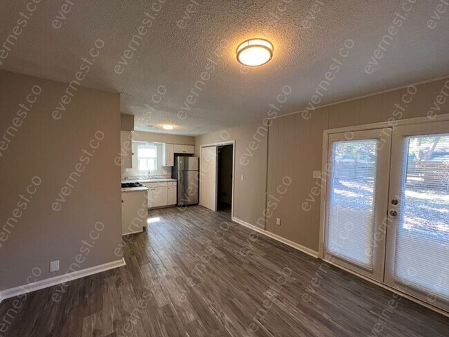 Building Photo - 9700 Stardust Trail