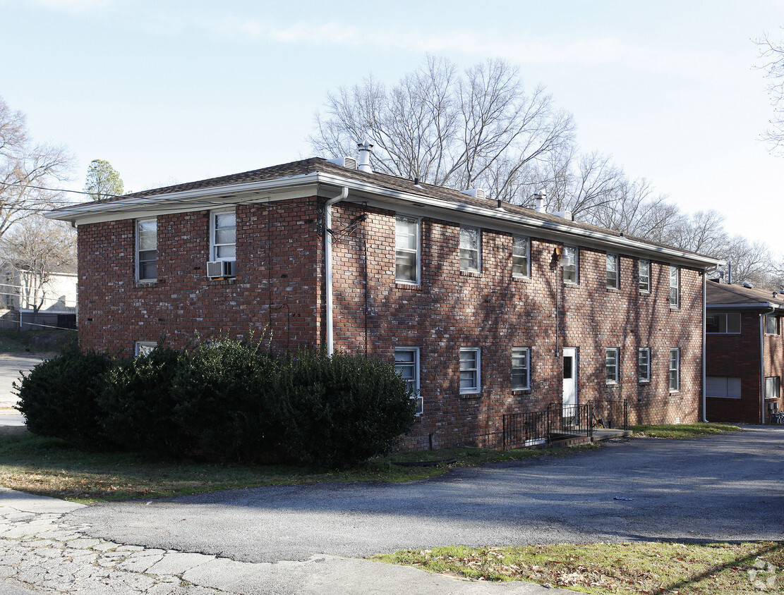 Foto del edificio - 1792 Temple Ave