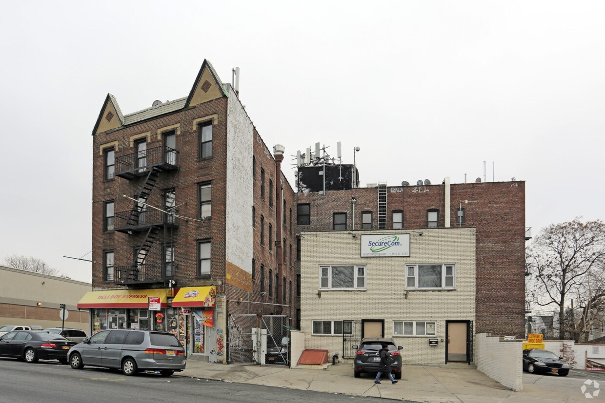 Building Photo - 2604 93rd St