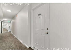 Building Photo - 7265 Haig St