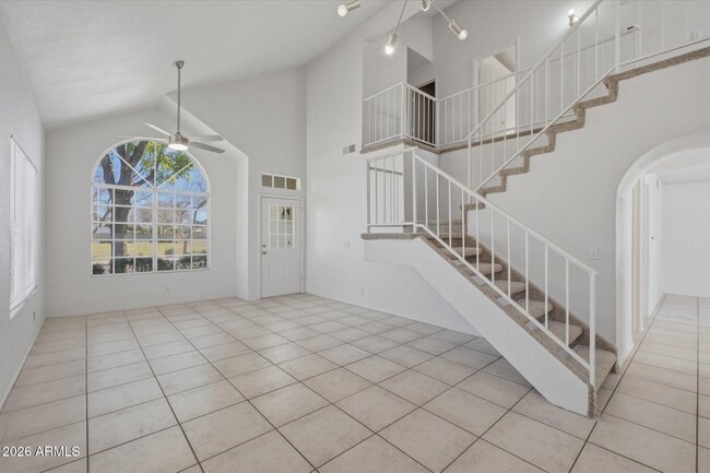 Building Photo - 202 S Del Pueblo St