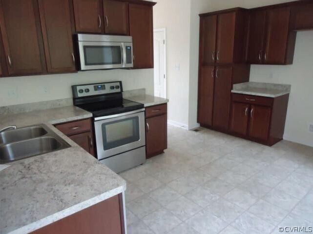 Building Photo - 2137 Turner Mountain Pl