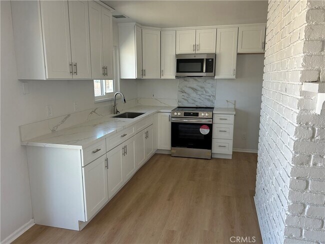 Foto del edificio - 15722 Sago Rd