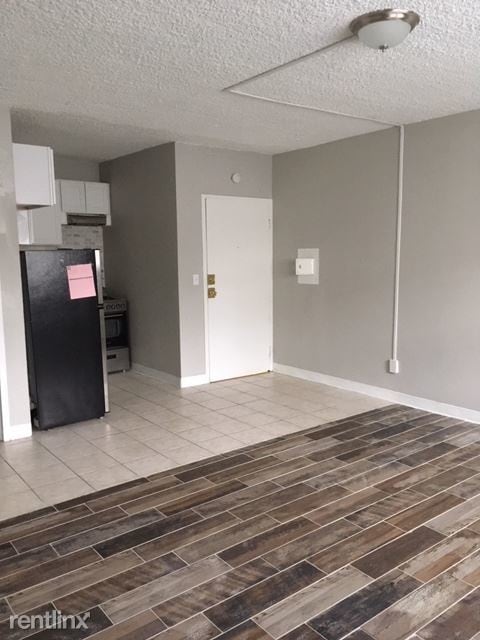 Building Photo - Studio, 1 bath  - 31 Austin St Apt 5A