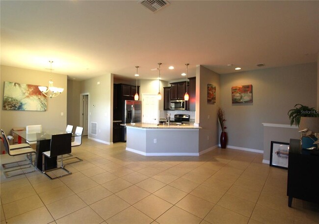Building Photo - 137 Navigation Cir