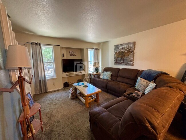 Building Photo - 2664 Bannister Ct