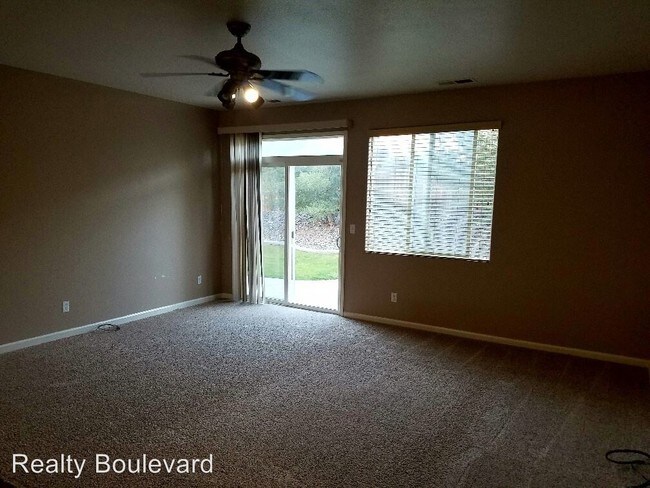 Building Photo - 4 br, 2 bath House - 10800 Dancing Aspen
