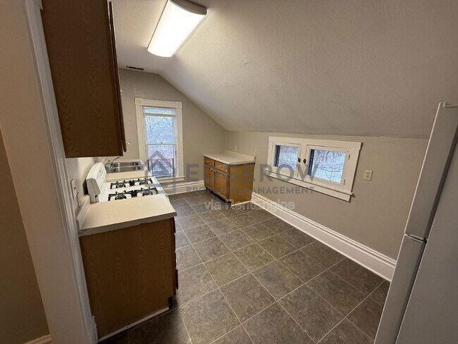 Foto del edificio - 725 Prospect Ave SE