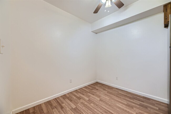 Foto del edificio - 5995 W Hampden Ave