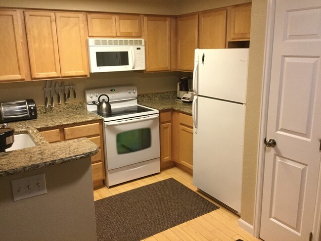 Foto del edificio - 4827 White Rock Cir