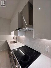 Building Photo - 30 Cannon St W