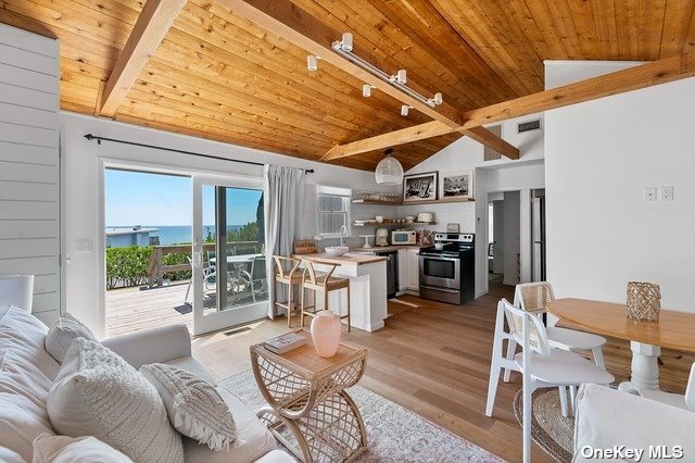 Foto del edificio - 170 Old Montauk Hwy