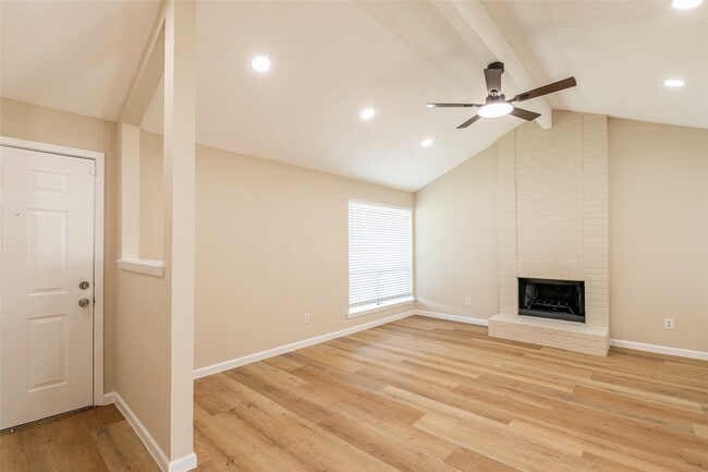Building Photo - 1262 Rock Canyon Dr