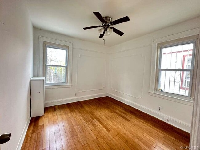 Foto del edificio - 91-26 183rd St