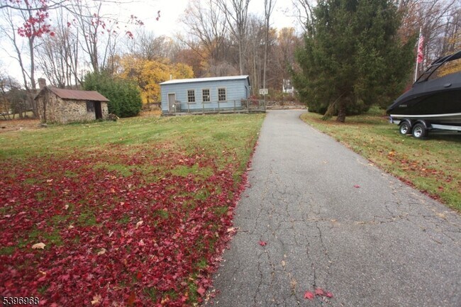 Foto del edificio - 18 Little Philadelphia Rd