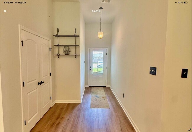 Building Photo - 315 Springsteen Ln