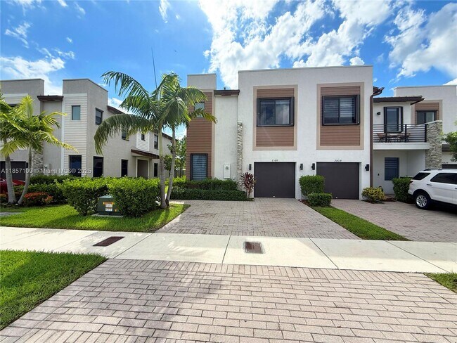 Foto del edificio - 20610 NE 2nd Ct