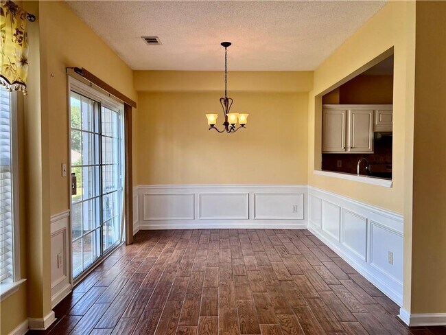 Building Photo - 3627 Gainesway Trace