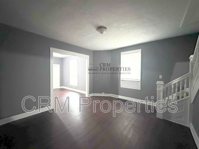 Foto del edificio - 427 Jefferson Ave