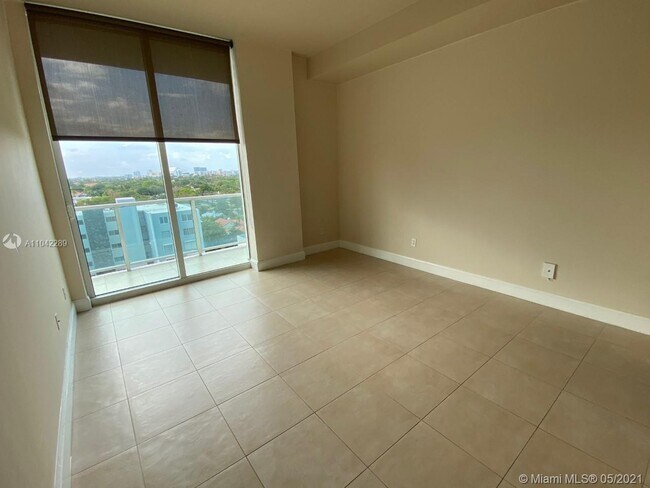 Foto del edificio - 2525 SW 3rd Ave