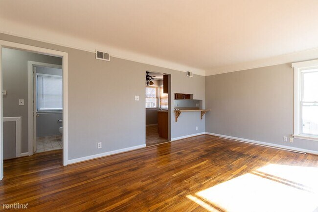 Building Photo - 2 br, 1 bath House - 26114 Palmer Blvd