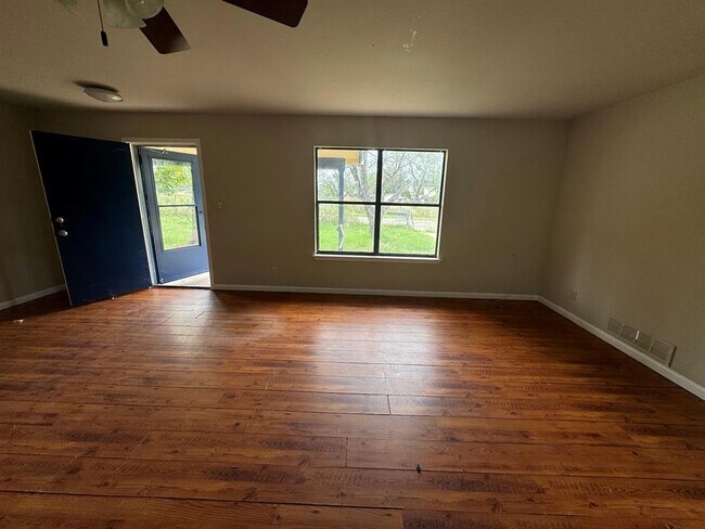 Foto del edificio - 851 Aspen Ln