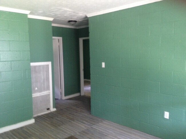 Building Photo - 4717 13th Ave