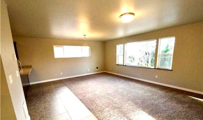 Foto del edificio - Beautiful Two-Story Home for Rent!