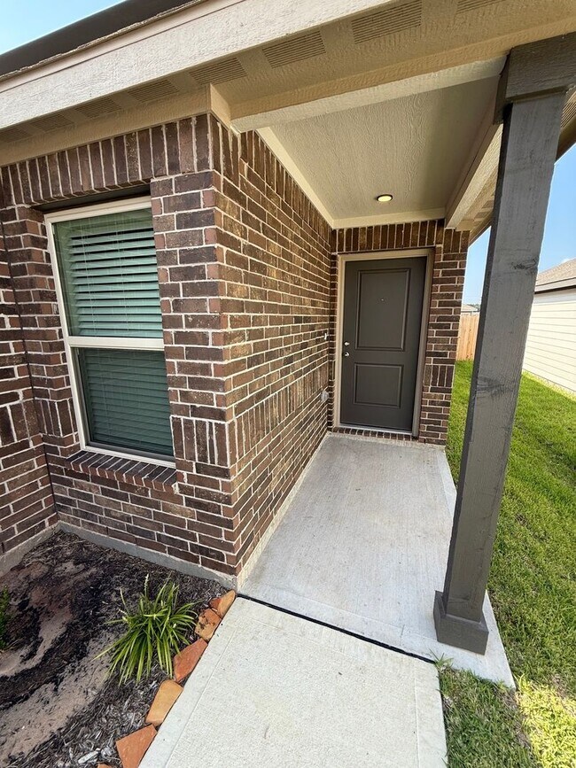 Foto del edificio - Charming 3BR House in Montgomery