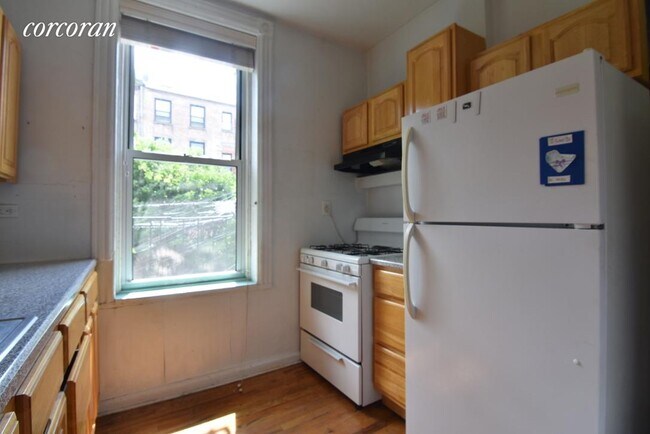 Foto del edificio - 378 Sackett St