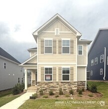 Building Photo - 936 Siskin Rd