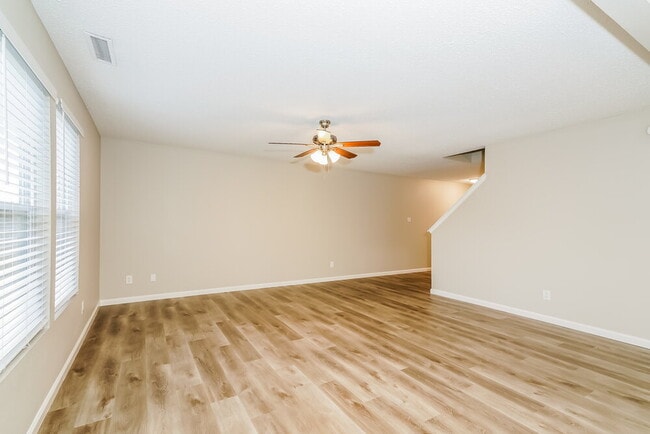 Building Photo - 8418 Spring Wind Dr