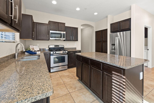 Foto del edificio - 21853 S 214th St