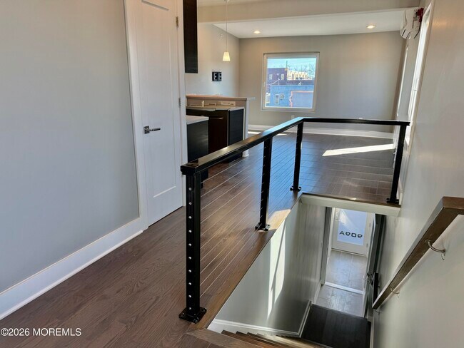 Foto del edificio - 909 Asbury Ave