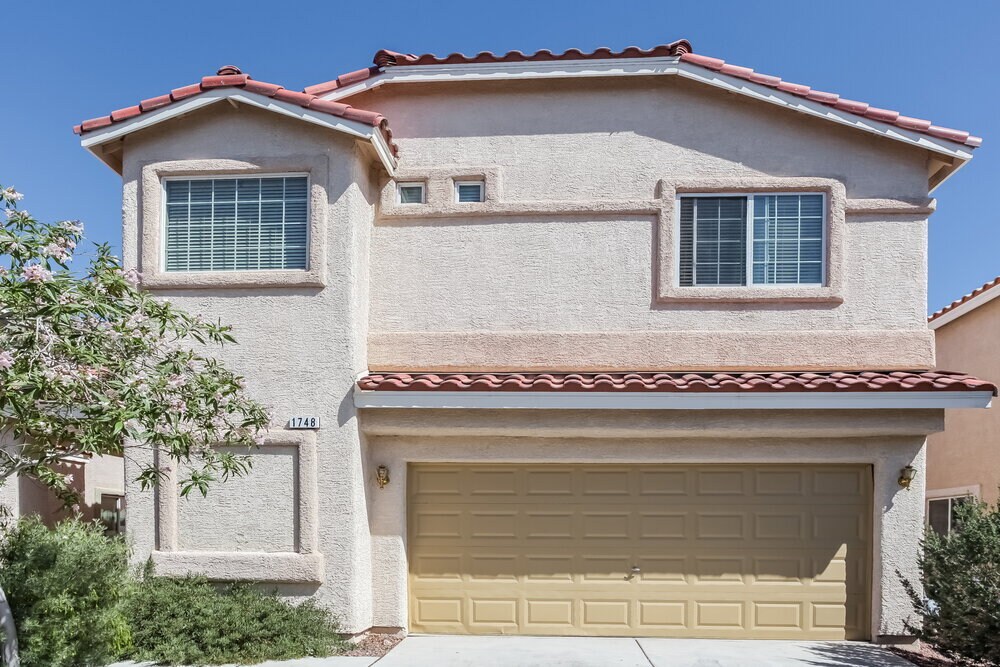 Foto principal - 1748 Crow Creek Ave