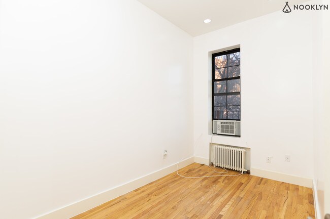 Building Photo - 173 Classon Ave