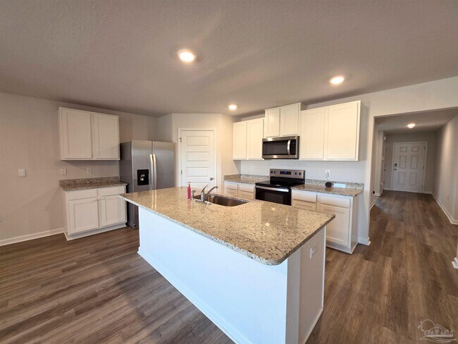 Foto del edificio - 5581 Silverbell Dr