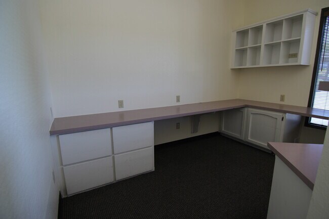 Building Photo - 4305 El Camino Real