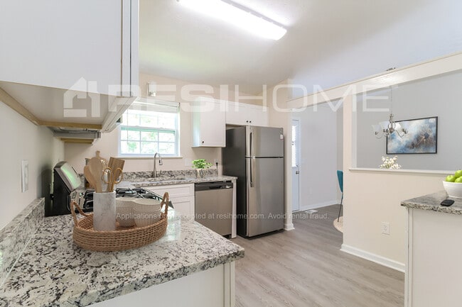 Photo - 2272 Ramblewood Cir House