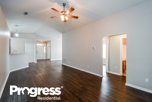 Foto del edificio - 2716 Creekfront Dr